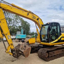 JCB JS130LC